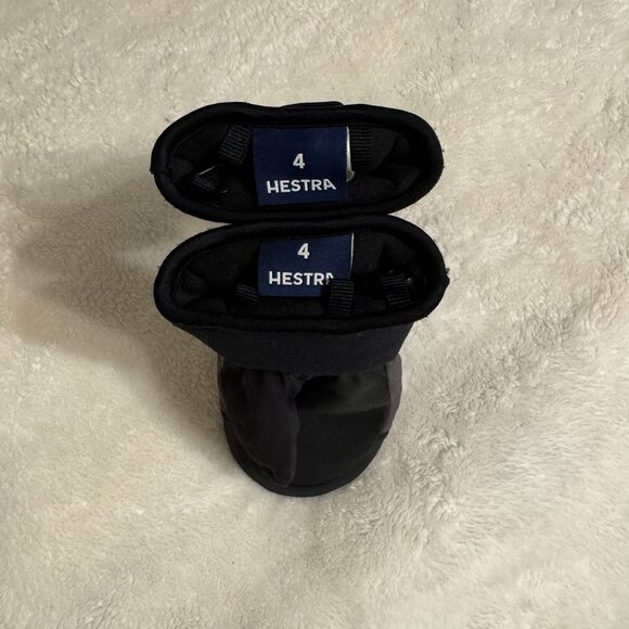 Hestra Mittens, Size 4 - Picture 2 of 3